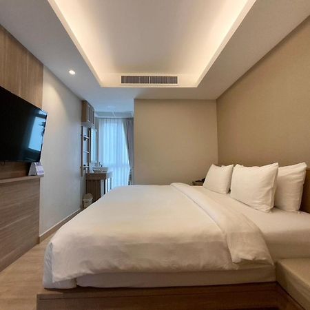 Nine Hotel Chiangmai เชียงใหม่ ภายนอก รูปภาพ